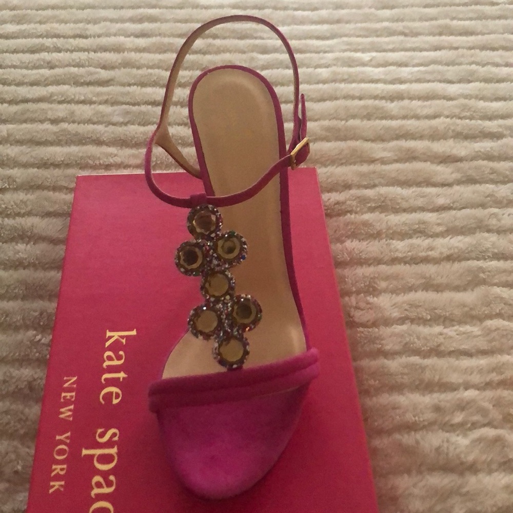 New with box & dust-bag Pink Suede Pump- Kate Spade